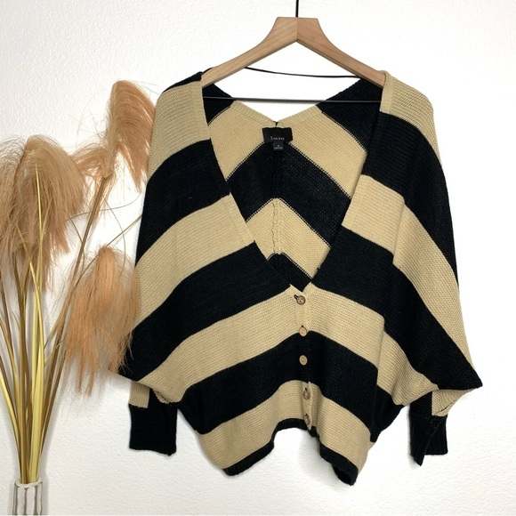 Lumière Black and beige button up deep v-neck sweater Size Small - Picture 1 of 13